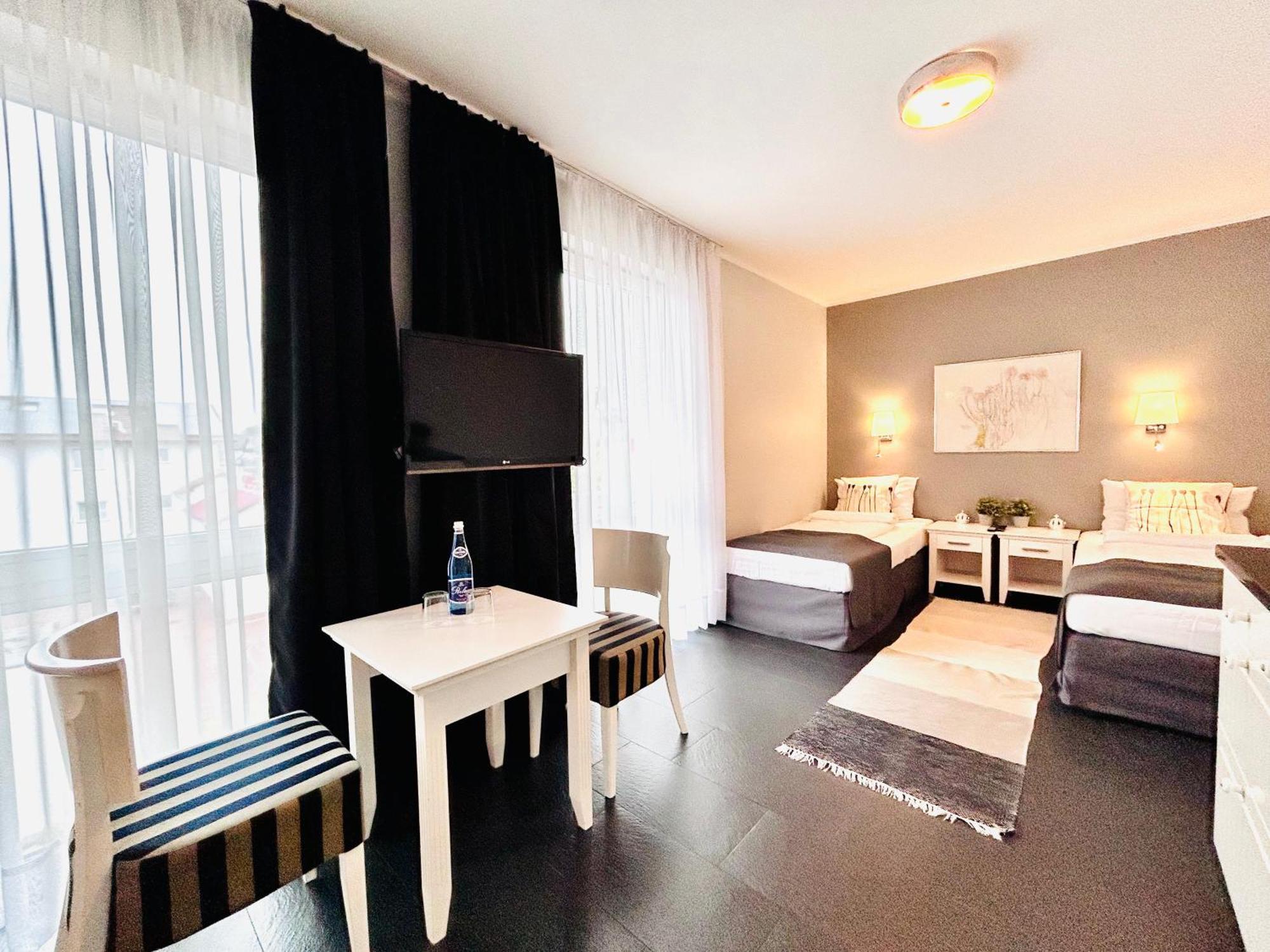 Hotel Amber Suite & Spa - Enklawa Dla Doroslych (Adults Only) Międzywodzie 外观 照片
